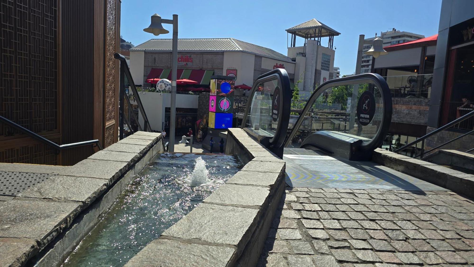 Apartamento En Las Condes Frente A Parque Araucano, Con Calefaccion — Photos 1